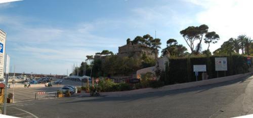 Hotel L'Isola Santa Marinella Exterior foto