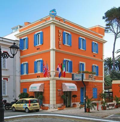 Hotel L'Isola Santa Marinella Exterior foto